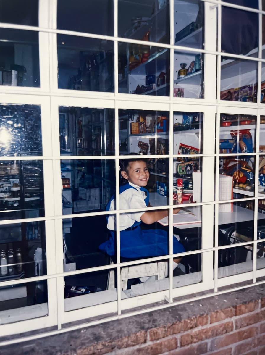 Niña asuncena de los 90